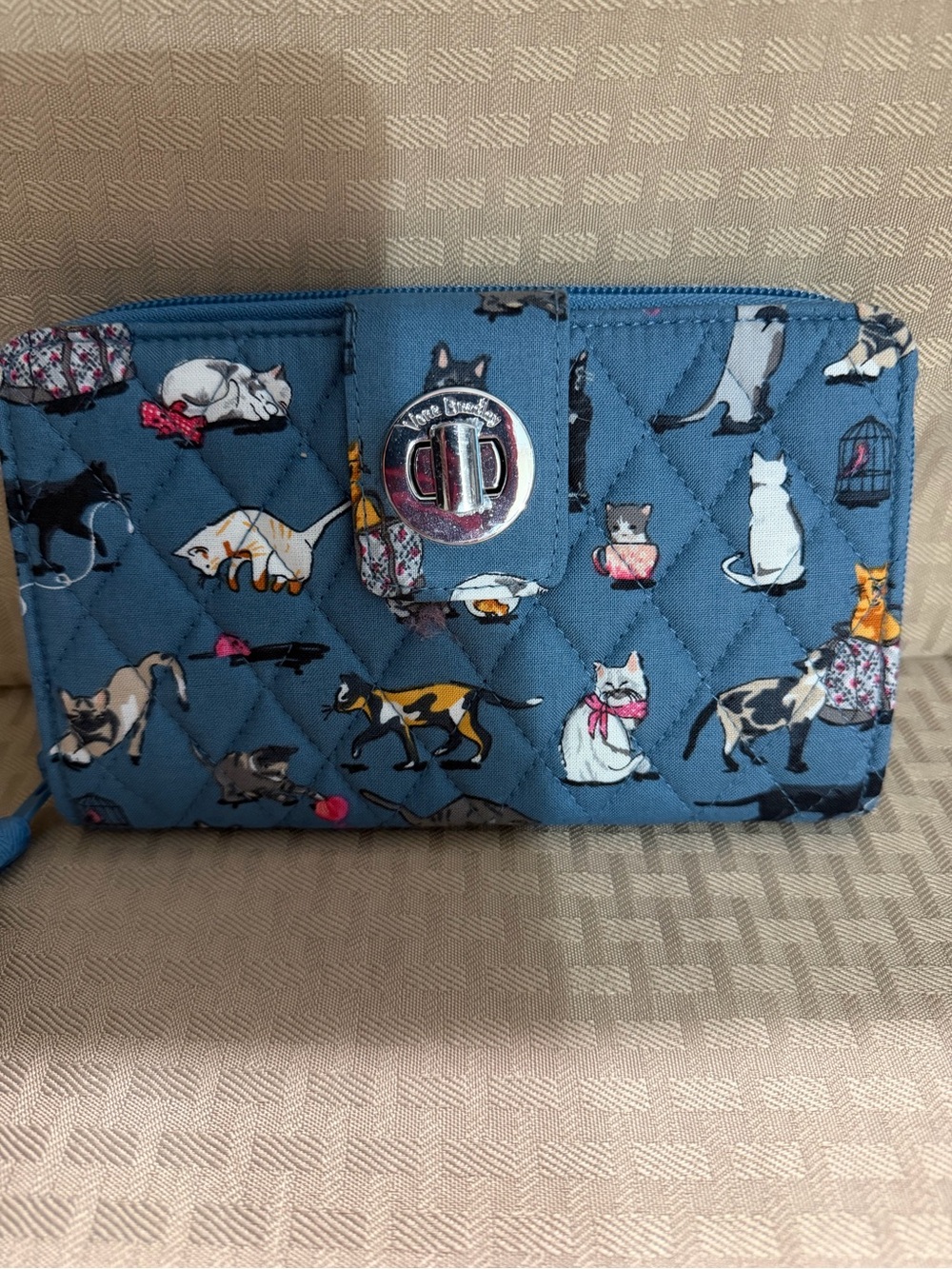 Vera Bradley Cat’s Meow tote and wallet set - Picture 5 of 11